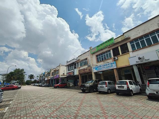 Indahpura Kulai Jalan Iris 7 Ground Floor of Double Storey Shop 1