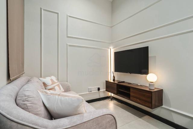 Alpinia Residence 1