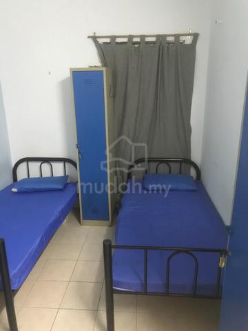Bilik Untuk Disewa di Pusat Komersial Seksyen 7 [Wifi] 1
