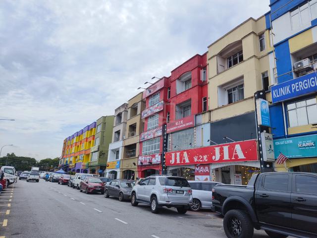 Good Expose 3rd Floor front office @ Bandar Puchong Utama, Puchong 1