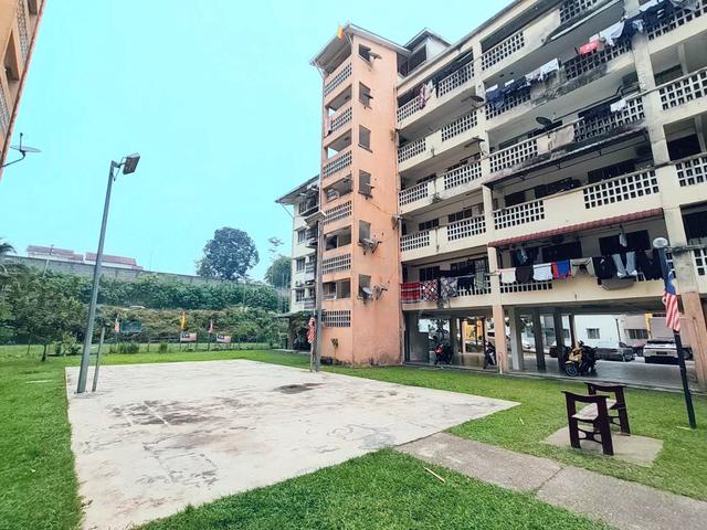 Pangsapuri Danau Rebung 1