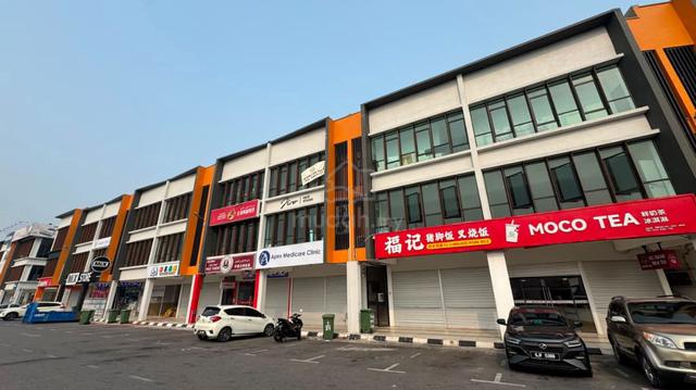 Westfield Points 3-Storey Intermediate Shoplots For Sale 1