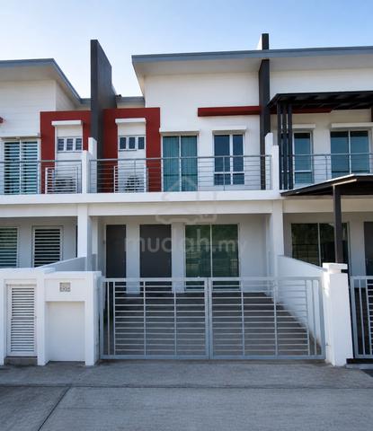 Lukut Springhill Iries Partial Furnished Double Storey House for Rent 1