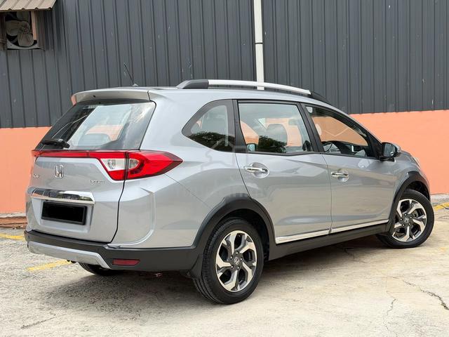 2018 Honda BR-V 1.5 V AT FULL SERVICE LEATHER SEAT - 5