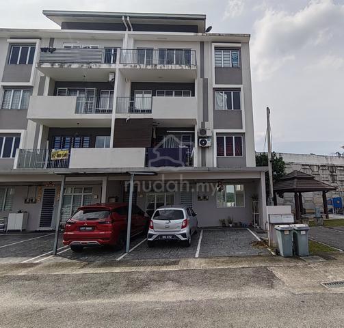 TERMURAH⚡️⚡️ Townhouse Ground Floor Garden Villa Taman Tasik Semenyih 1