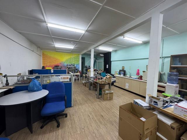 Taman Midah Cheras 1st Floor Shop Office w Air-cond same row BANK MRT 1