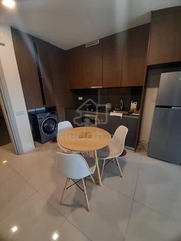 Grand Medini 1