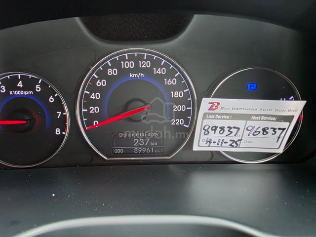 -2011 Hyundai SANTA FE 2.4 (A) PETROL ANDROID PLAY - 4
