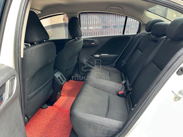 2017 Honda CITY 1.5 E FACELIFT (A) Tip-Top - 4