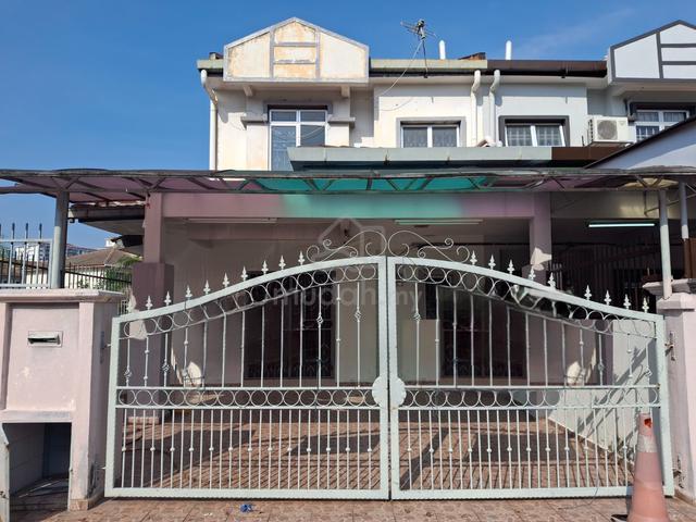 End Lot 2 sty House, Taman Seri Emas, Sg Chua, Kajang 1