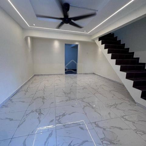Full Loan Taman Bukit Tiram ( Double Storey Low Cost ) 1