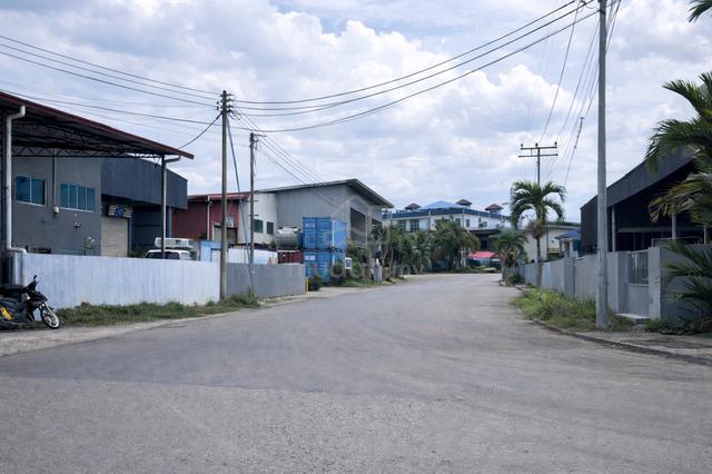 Kolombong Light Industry warehouse | CL 999 | Kolombong 1