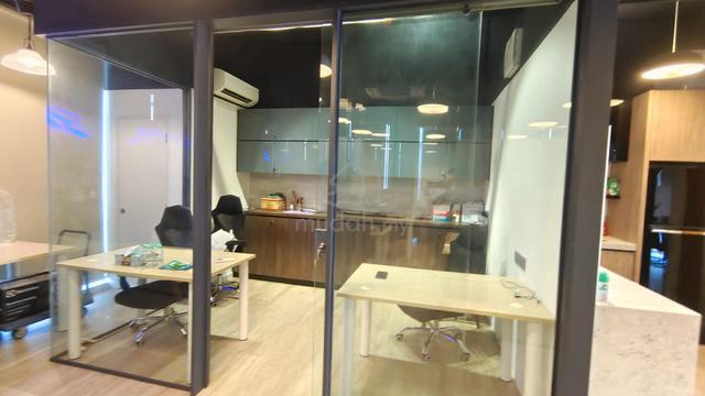 Setia Tri-Angle Suites Fully Renovated Approx 741sf Facing Main Road 1