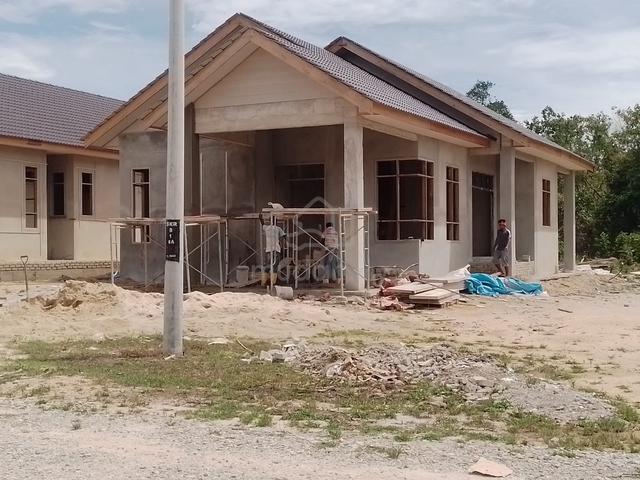 Banglow nering pasir puteh 1