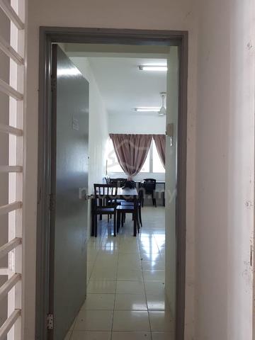 Uni Residences 1