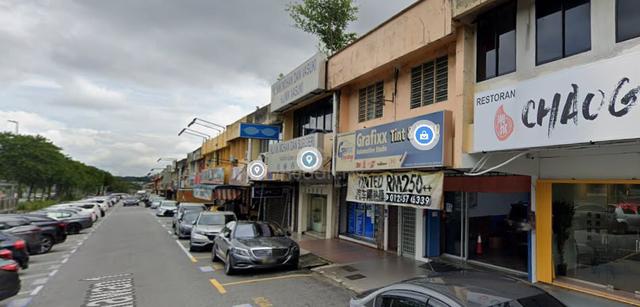Jalan Pahlawan tun aminah endlot shoplot for rent ground floor 1
