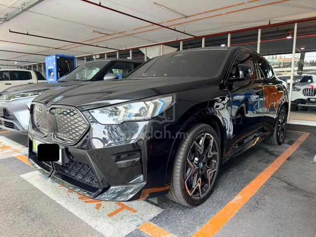 2024 BMW IX2 xDrive30 (U10) - Original CBU Unit - 3