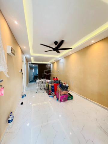 CUCI KAKI😍Skudai Tmn U Jln Kemajuan For Sale‼️BELOW MARKET‼️ FULL LOA 1