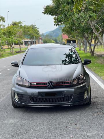 2011 Volkswagen GOLF 2.0 GTi (A) - 1
