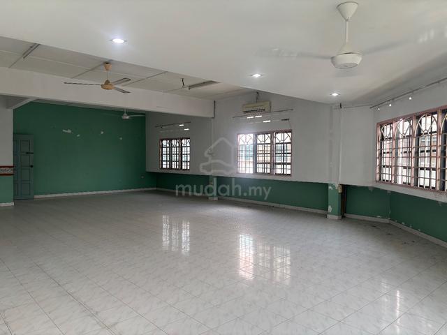 Office Space/ Shop house for Rent at Jalan Changkat Jong Teluk Intan 1