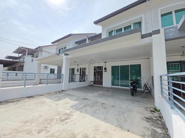 Teres Double Storey Azelia Bukit Banyan. Fully Furnished ! 1