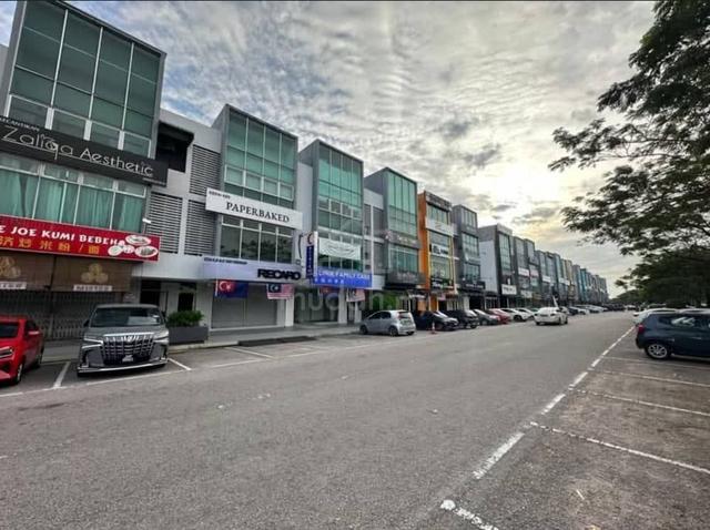 3 Storey Shop Lot For Sale at Adda Heights | Fully Tenanted | 4% ROI 1
