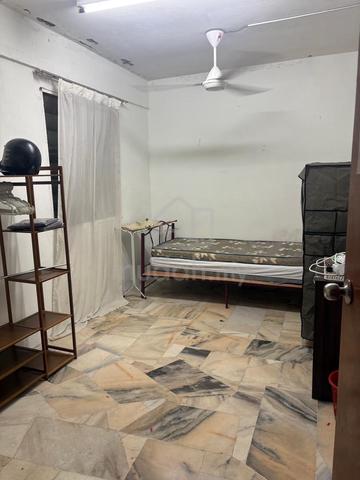 Flat PKNS Seksyen 7 Shah Alam 1