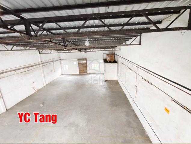 1.5-Storey Light Industrial Factory for Rent | Valdor 1