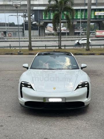2022 Porsche TAYCAN 4S Performance (UK) - 2