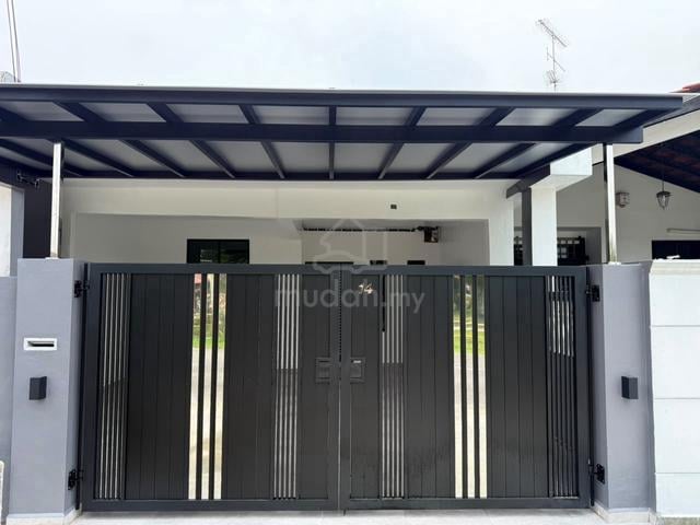 1 Sty Jalan Lumpit Fully Renovated Extended Taman Teratai  Skudai 1