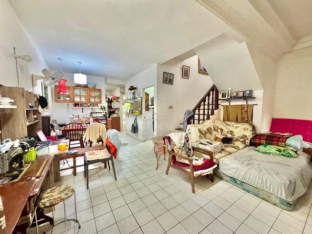 Double Storey Intermediate House @ Taman Satria Jaya, BDC, Kuching 1