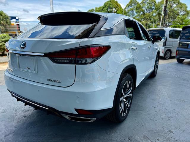 2021 Lexus RX300 F SPORT 2.0L Mark Levinson Sound - 5