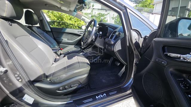 Kia Cerato 1.6 K3 YD (A) K/LESS E/MEMORY L/SEAT - 5