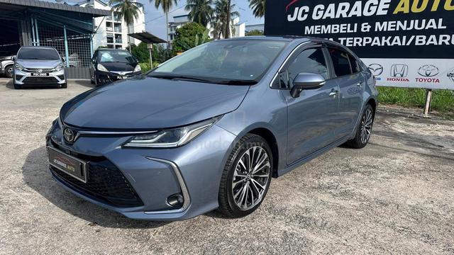 2025 Toyota COROLLA ALTIS 1.8 G (A) GOOD CONDITION - 4