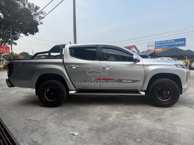 2019 Mitsubishi TRITON 2.4 VGT (A) LOAN KEDAI - 5