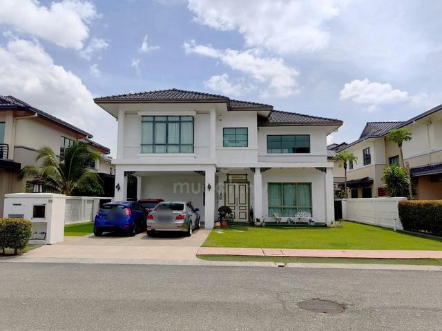 CHEAPEST & PREMIUM Amverton Park Bungalow Bukit Kemuning Golf & Resort 1