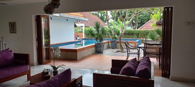Port Dickson Tanjung Gemuk Villa close to sea. 1