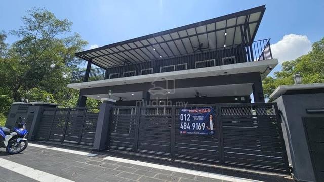 2-storey bungalow house at Subang Bestari U5 for Sale 1