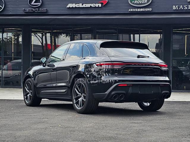 2023 Porsche MACAN T 2.0 w/ Sport Chrono, PDLS - 2