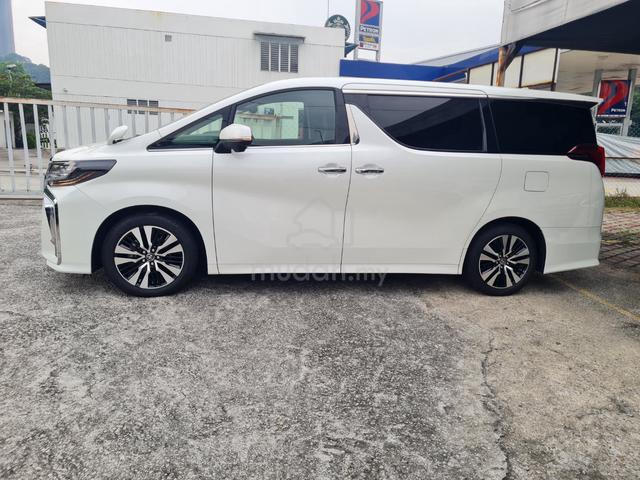 2022 Toyota Alphard 2.5 SC Sunroof Grade 4.5 Unreg - 4