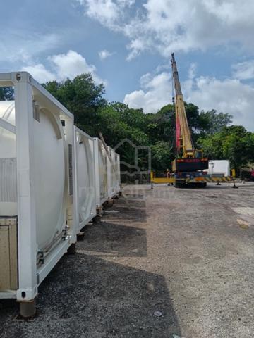 Open and covered storage yard for rent 1