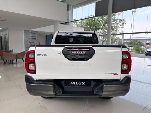 2026 Toyota HILUX 2.8 ROGUE (READY STOCK) - 4