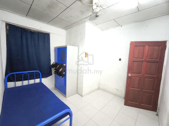 Bilik Sewa Single Wanita, Taman Bukit Kempas, Johor Bahru, Johor 1
