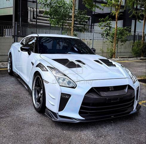 2018 Nissan GT-R 3.8 RECARO S (A) - 1
