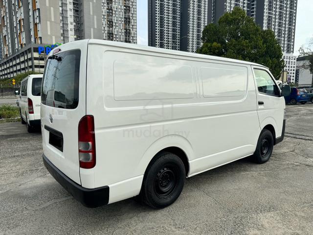 2016 Toyota HIACE 2.5 PANEL VAN (M) TIPTOP QUALITY - 2