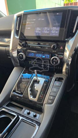 GRADE 4 2021 Toyota ALPHARD 2.5 SC SUNROOF PROMO - 5