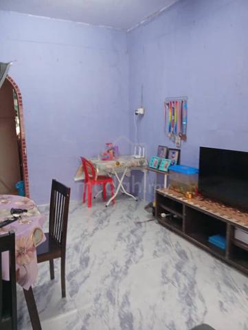 Perjiranan 8 Flat (Taman Air Biru) 1