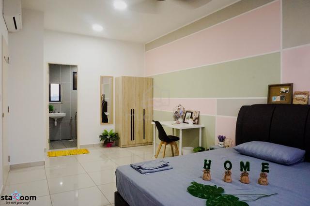 Master Room for 𝐅𝐞𝐦𝐚𝐥𝐞, Damai Residence @ Sungai Besi 2
