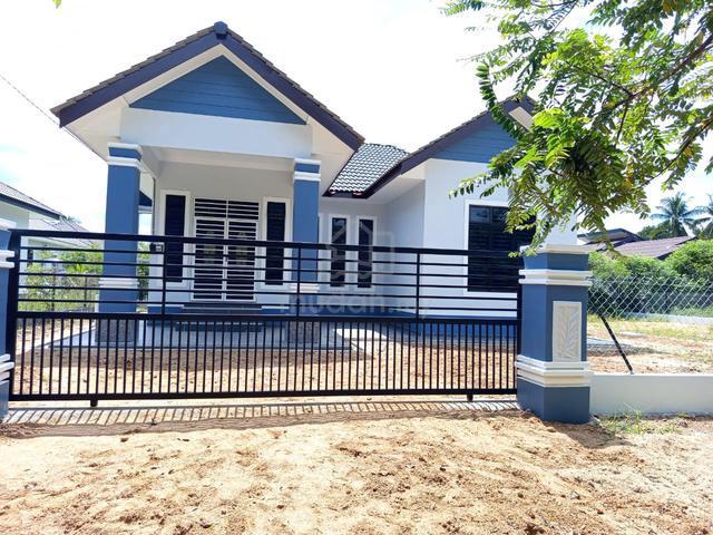 Rumah Banglo Baru, Padang Pak Amat, Pasir Puteh 1
