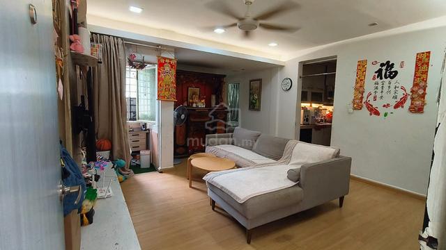 Sri Intan (Bandar Seri Alam) 1